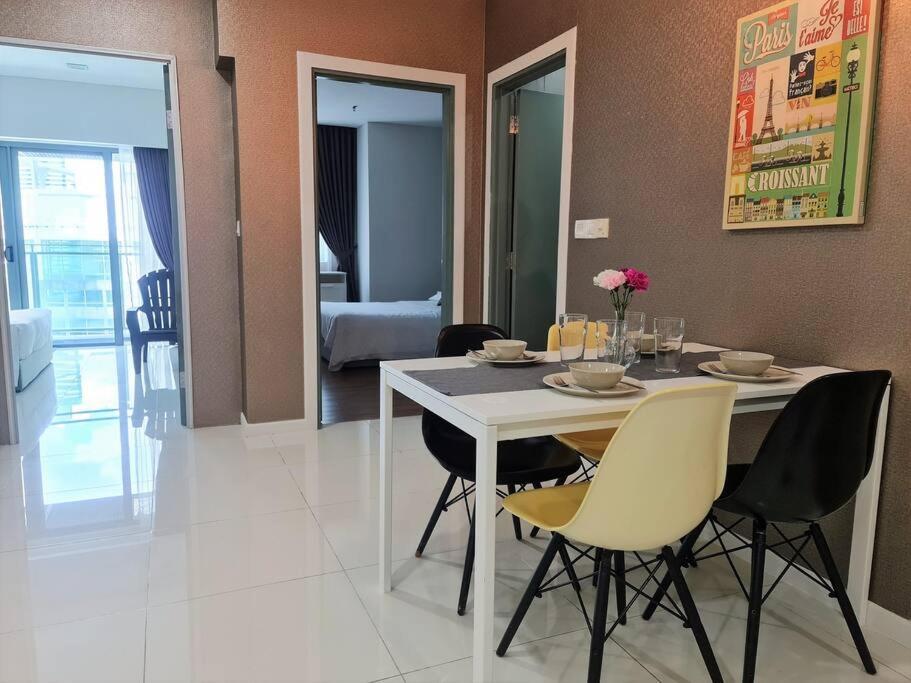 Summer Suites Apartment @Klcc By Sarah'S Lodge Kuala Lumpur Exterior photo